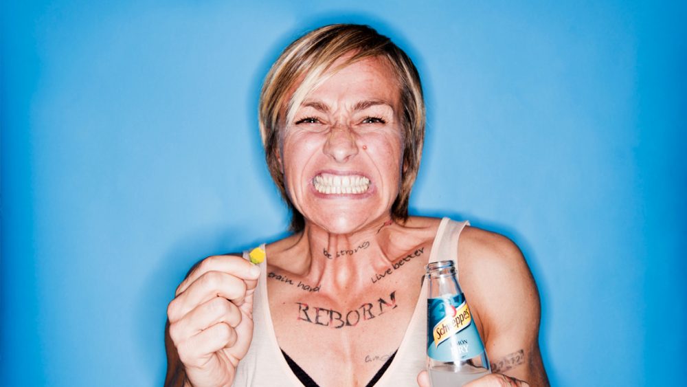 SCHWEPPES STRONG&SOUR